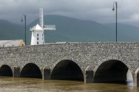 AdobeStock_115807037_windmill.jpeg