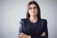 AdobeStock_176419350_businesswoman.jpeg