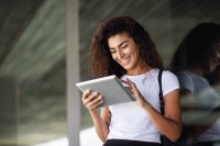 AdobeStock_227605075_smiling_girl.jpeg