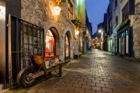 AdobeStock_49157035_street_at_night.jpeg