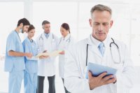 Dollarphotoclub_70653112_doctor_tablet.jpg