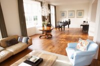 Dollarphotoclub_74407682_furniture.jpg