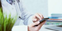 as245748409_doctor_phone.jpeg