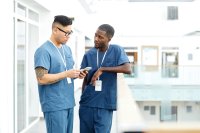 as526526180-two-doctors.jpeg