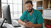 as672790353-WorkTracker-employee-availability-management-app.jpeg
