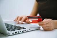env-nf-paying-with-credit-card-online-2024-09-13-22-25-45-utc.jpg