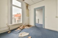 env-nf-spacious-empty-room-2023-11-27-05-34-02-utc.jpg